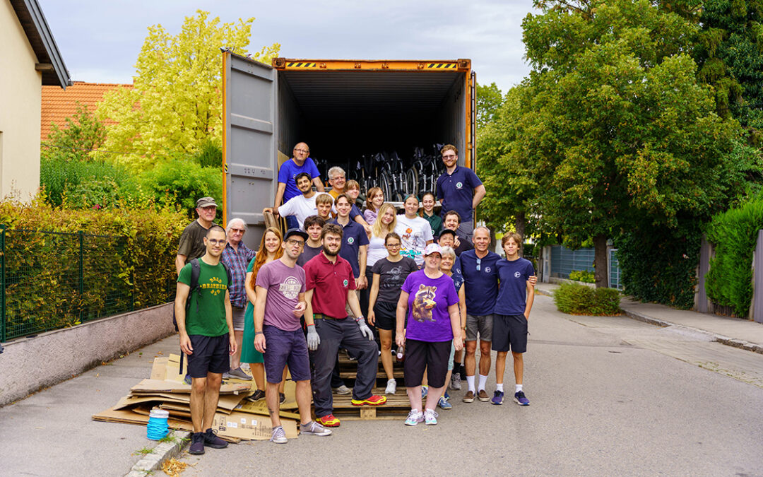 CONTAINER MIT HOFFNUNG – Der erste Container aus Österreich ist unterwegs